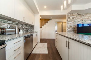 17-115-long-branch-ave-etobicoke-22