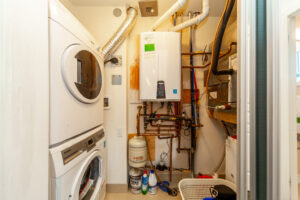 17-115-long-branch-ave-etobicoke-25