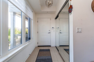 17-115-long-branch-ave-etobicoke-8