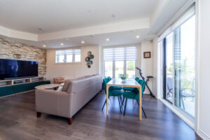 17-115-long-branch-ave-etobicoke-9