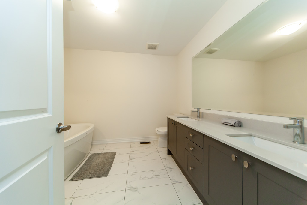 330-silk-twist-dr-east-gwillimbury-33