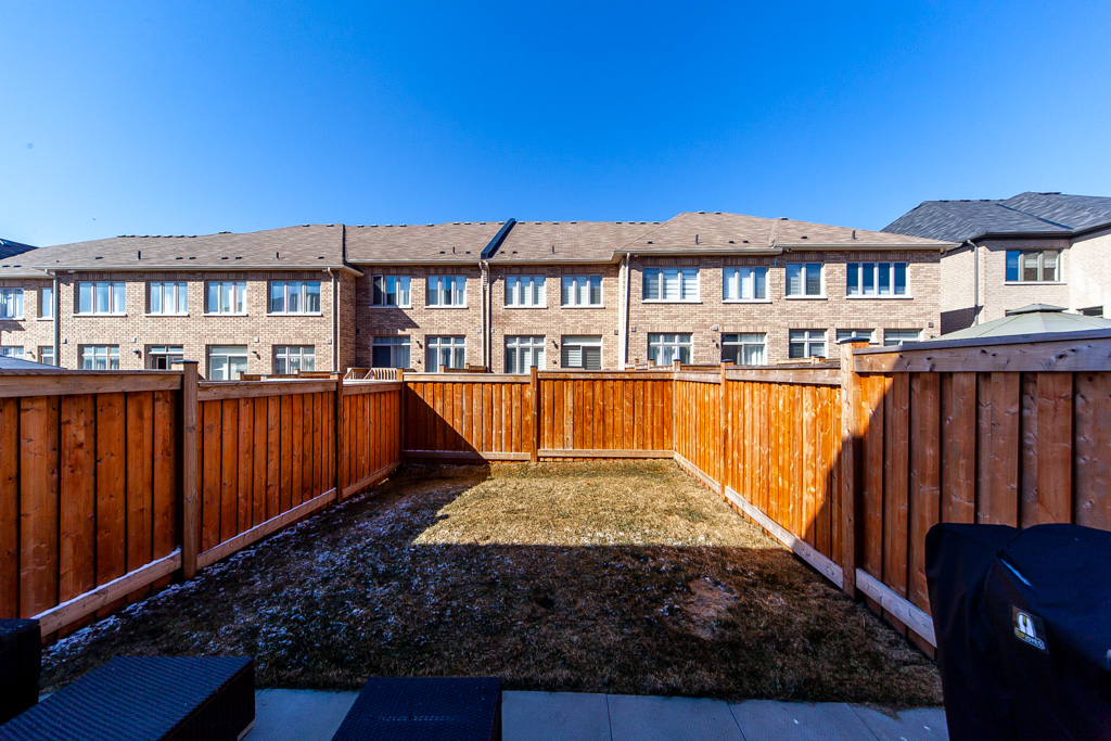 330-silk-twist-dr-east-gwillimbury-47