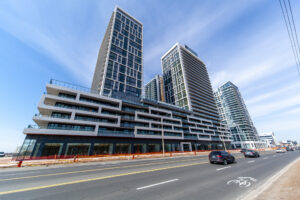 605-8960-jane-st-toronto-2