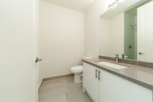 605-8960-jane-st-toronto-29