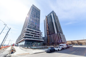 605-8960-jane-st-toronto-4