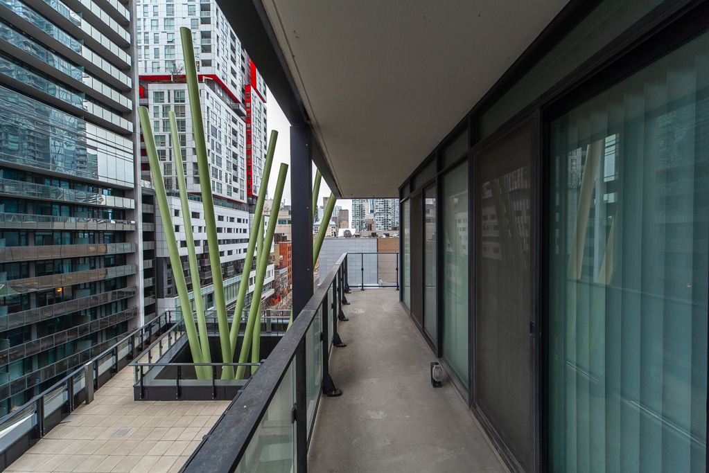 608-125-peter-st-toronto-37