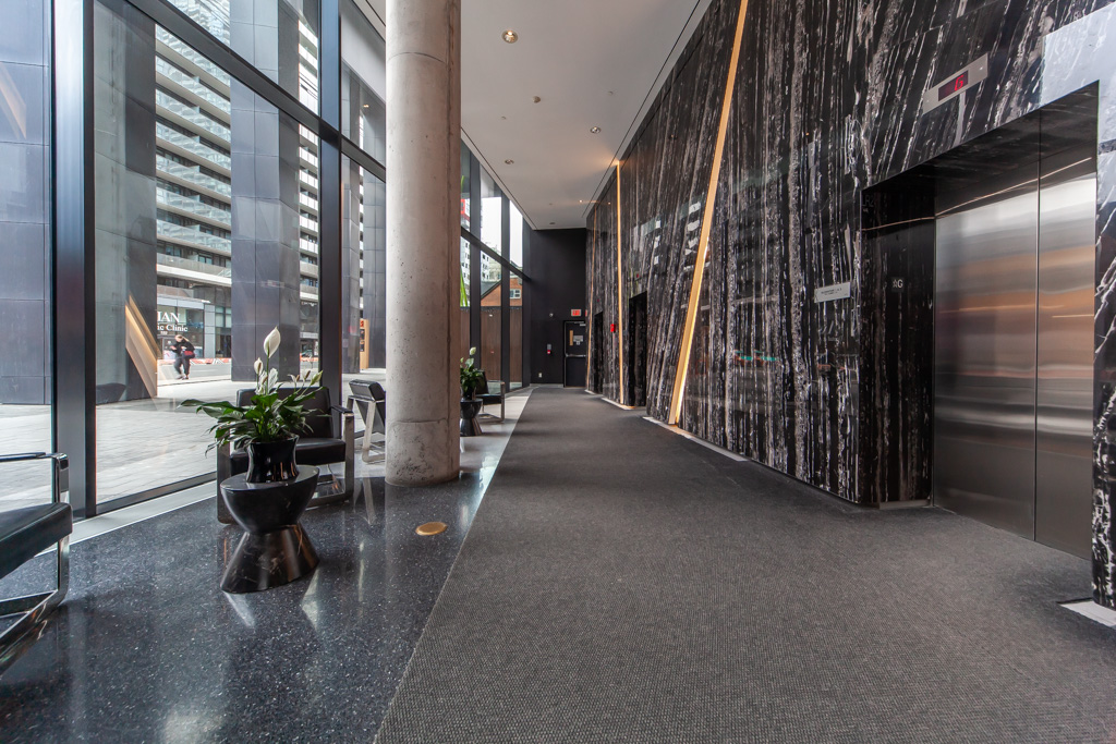 608-125-peter-st-toronto-5