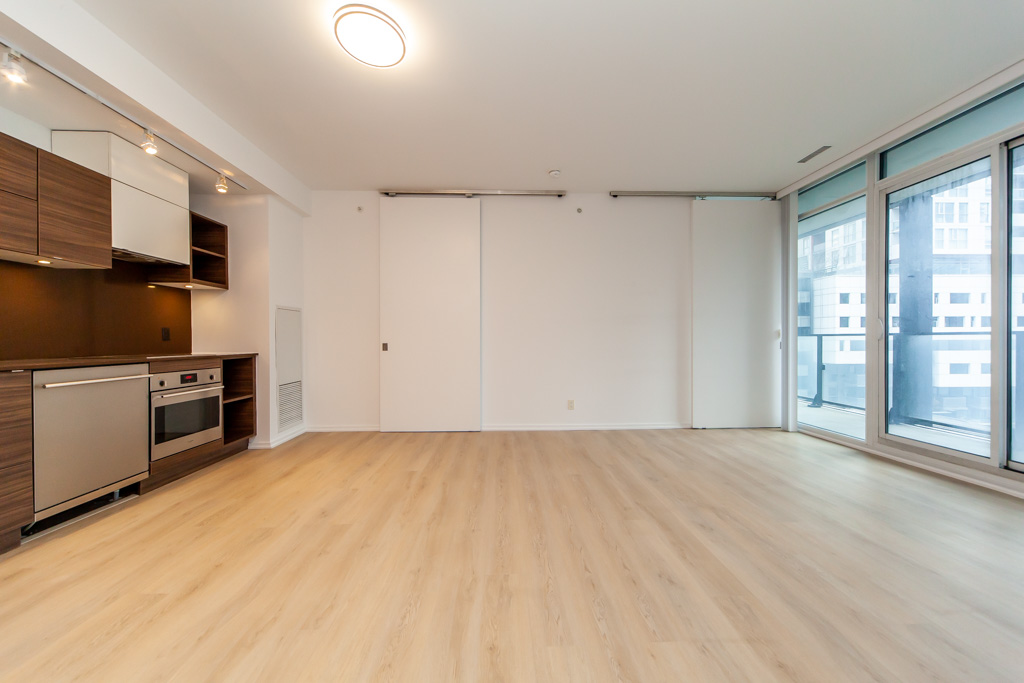 608-125-peter-st-toronto-8