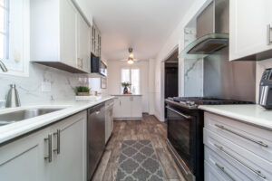 904-thistle-down-cir-mississauga-15