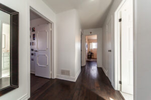 904-thistle-down-cir-mississauga-27