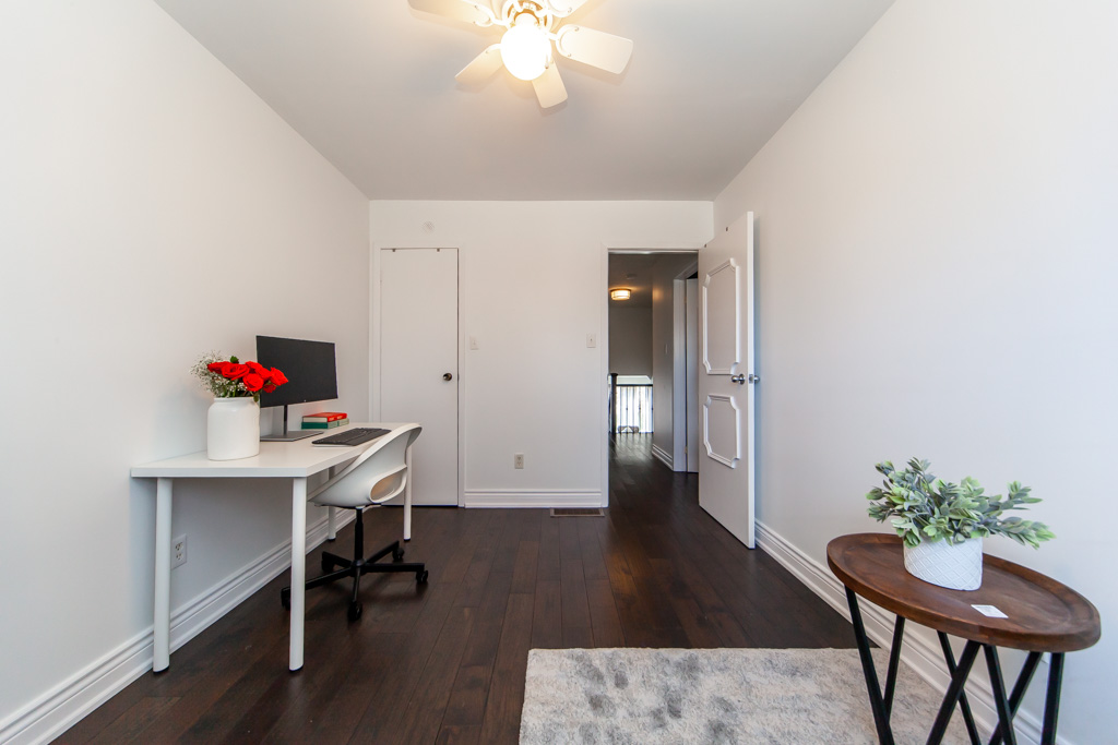 904-thistle-down-cir-mississauga-36