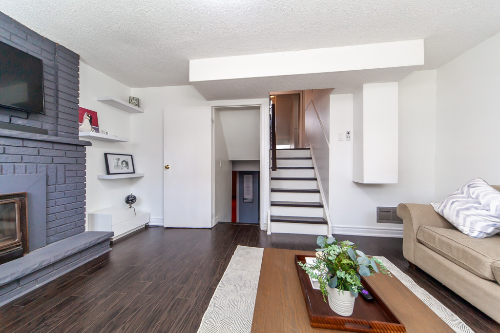 904-thistle-down-cir-mississauga-41