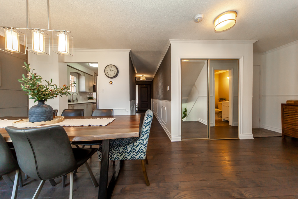 904-thistle-down-cir-mississauga-9