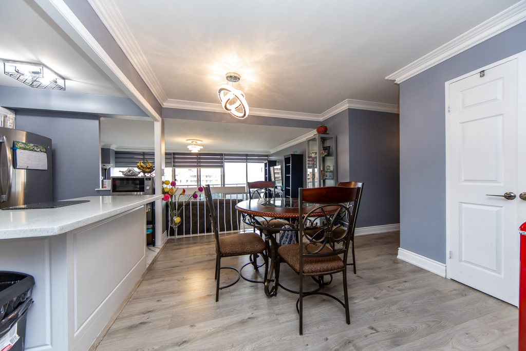 1103-9-four-winds-dr-north-york-10