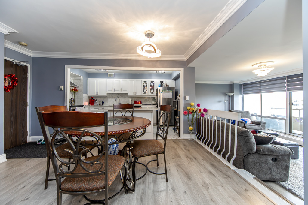 1103-9-four-winds-dr-north-york-12