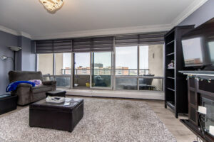 1103-9-four-winds-dr-north-york-14