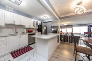 1103-9-four-winds-dr-north-york-21