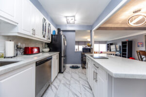 1103-9-four-winds-dr-north-york-23