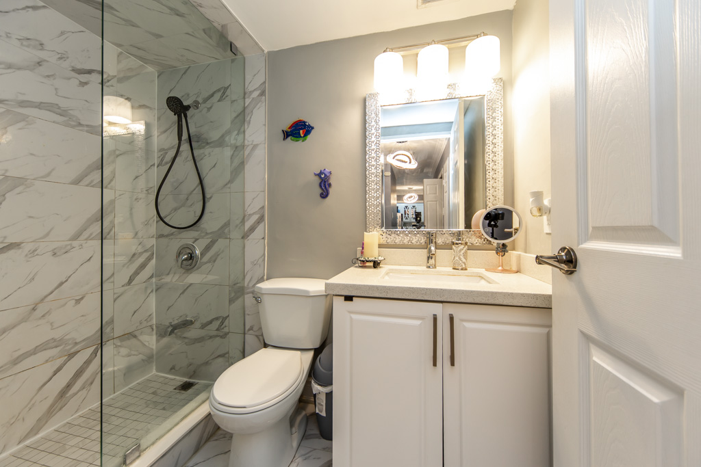 1103-9-four-winds-dr-north-york-35