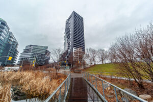 1507-170-bayview-ave-toronto-1