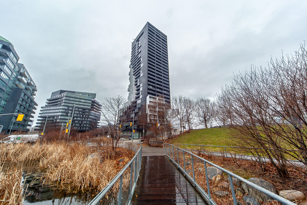 1507-170-bayview-ave-toronto-1