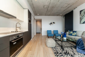 1507-170-bayview-ave-toronto-16