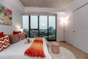 1507-170-bayview-ave-toronto-24
