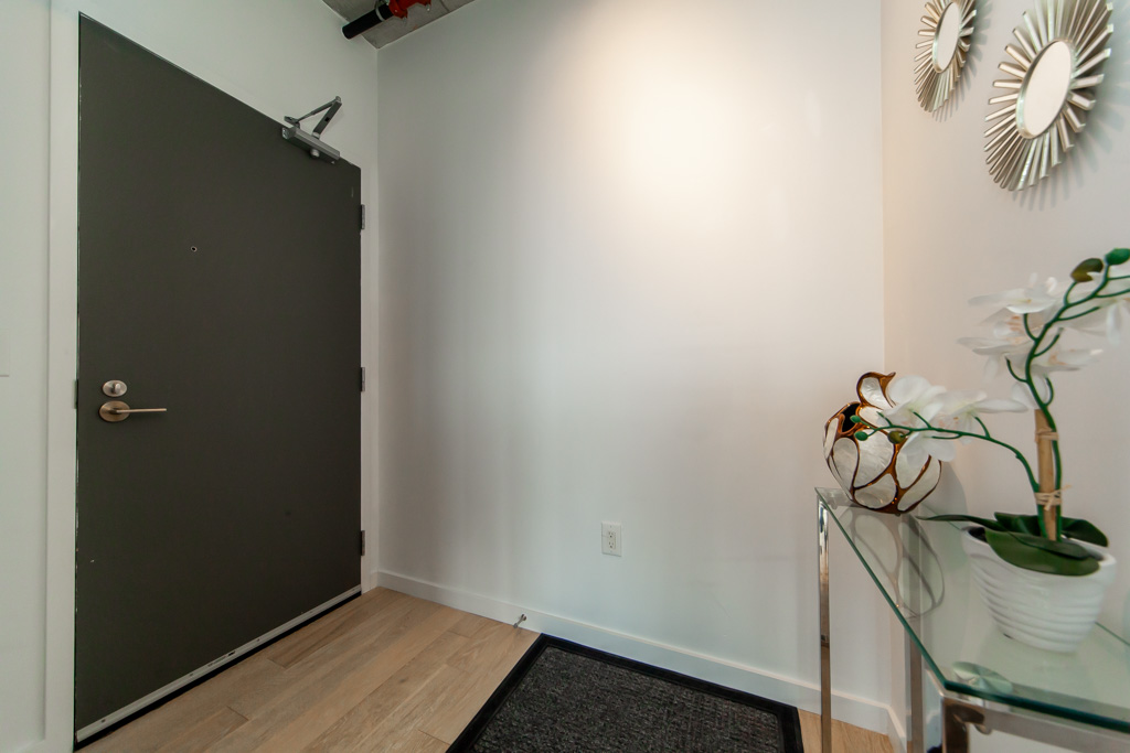 1507-170-bayview-ave-toronto-32