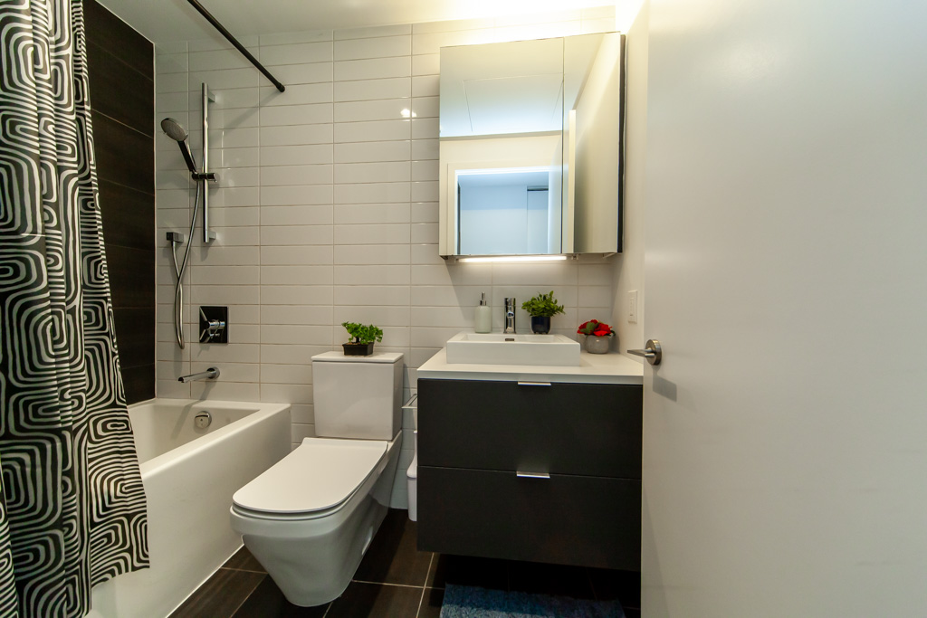 1507-170-bayview-ave-toronto-34