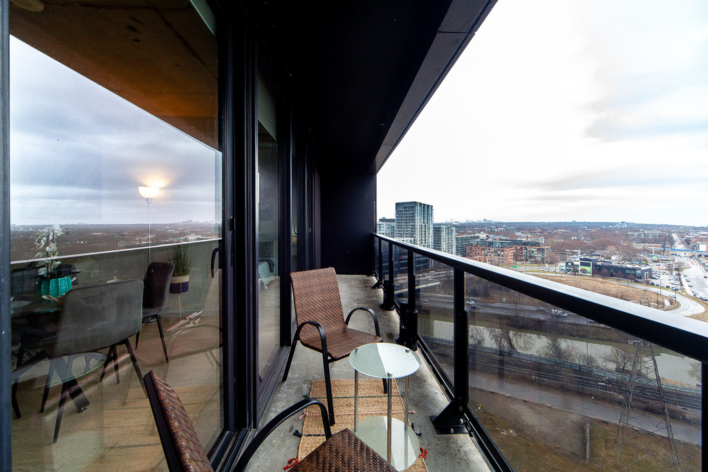1507-170-bayview-ave-toronto-35