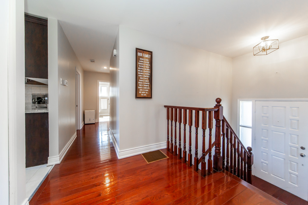 3223-ibbetson-cres-mississauga-5