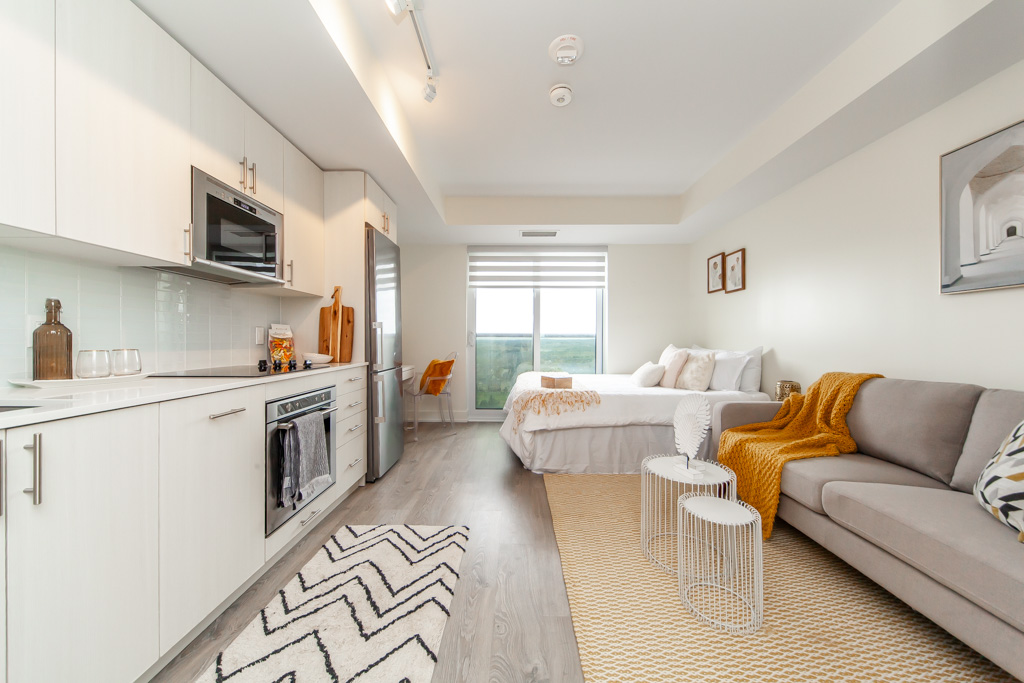 1819-2550-simcoe-st-n-oshawa-11