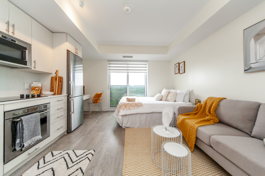 1819-2550-simcoe-st-n-oshawa-13