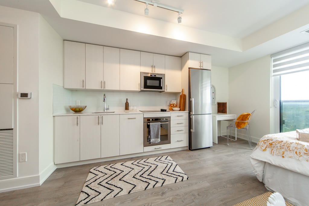 1819-2550-simcoe-st-n-oshawa-18