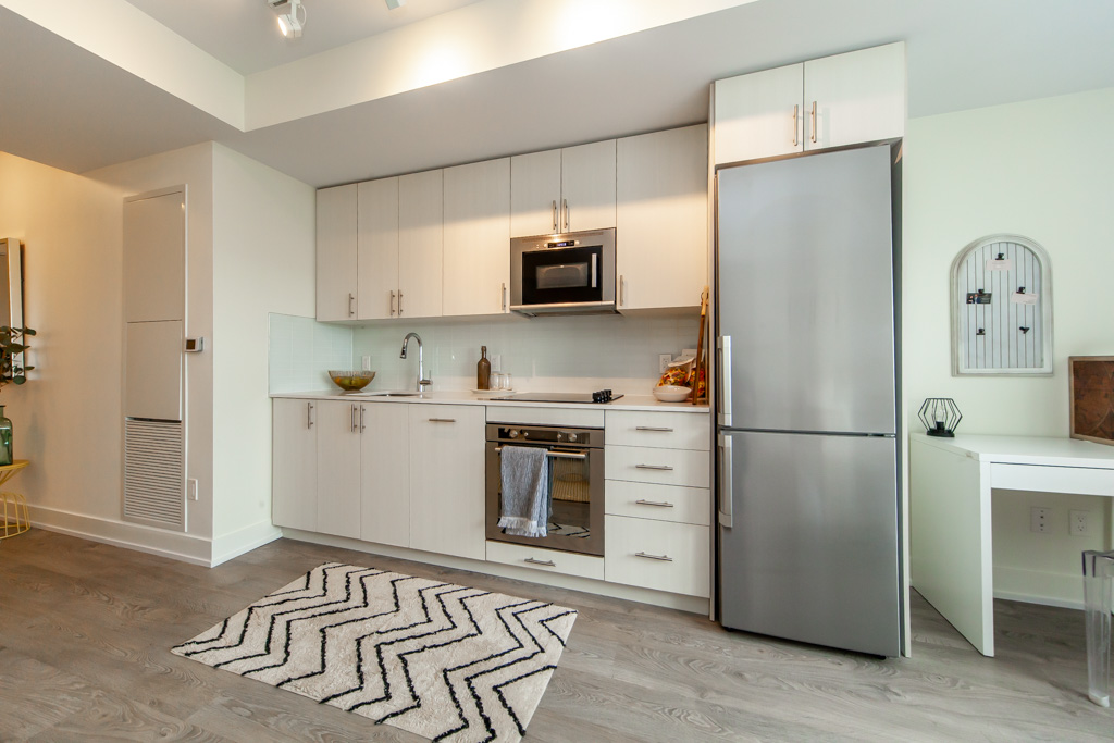1819-2550-simcoe-st-n-oshawa-20