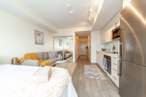 1819-2550-simcoe-st-n-oshawa-25