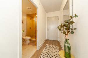 1819-2550-simcoe-st-n-oshawa-30