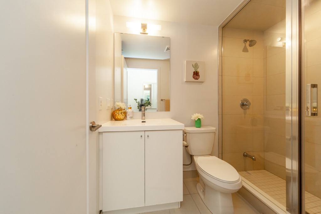1819-2550-simcoe-st-n-oshawa-31