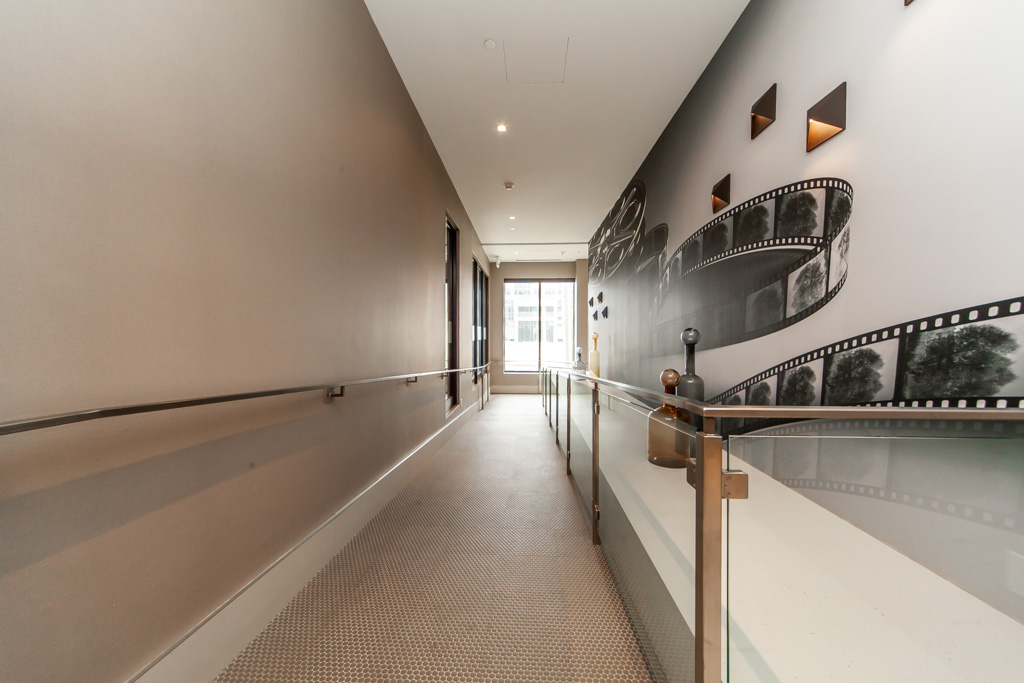1819-2550-simcoe-st-n-oshawa-36