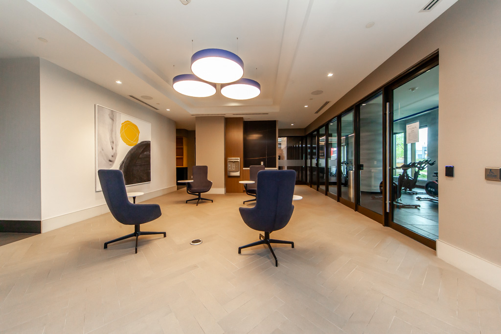1819-2550-simcoe-st-n-oshawa-39