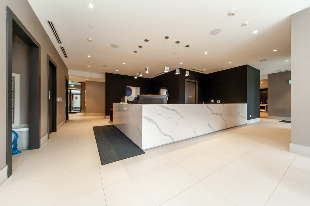 1819-2550-simcoe-st-n-oshawa-9