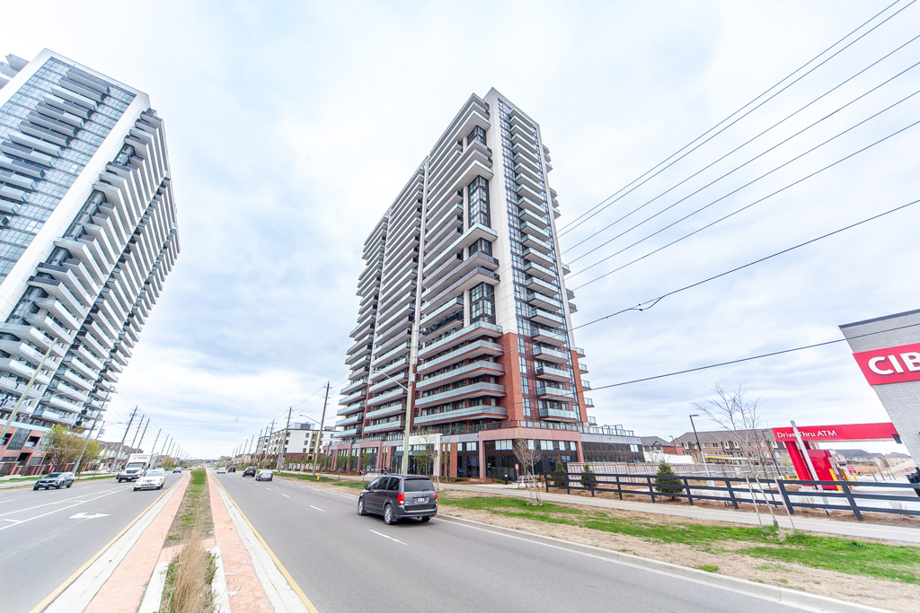 1819-2550-simcoe-st-n-oshawa-exteriors-2