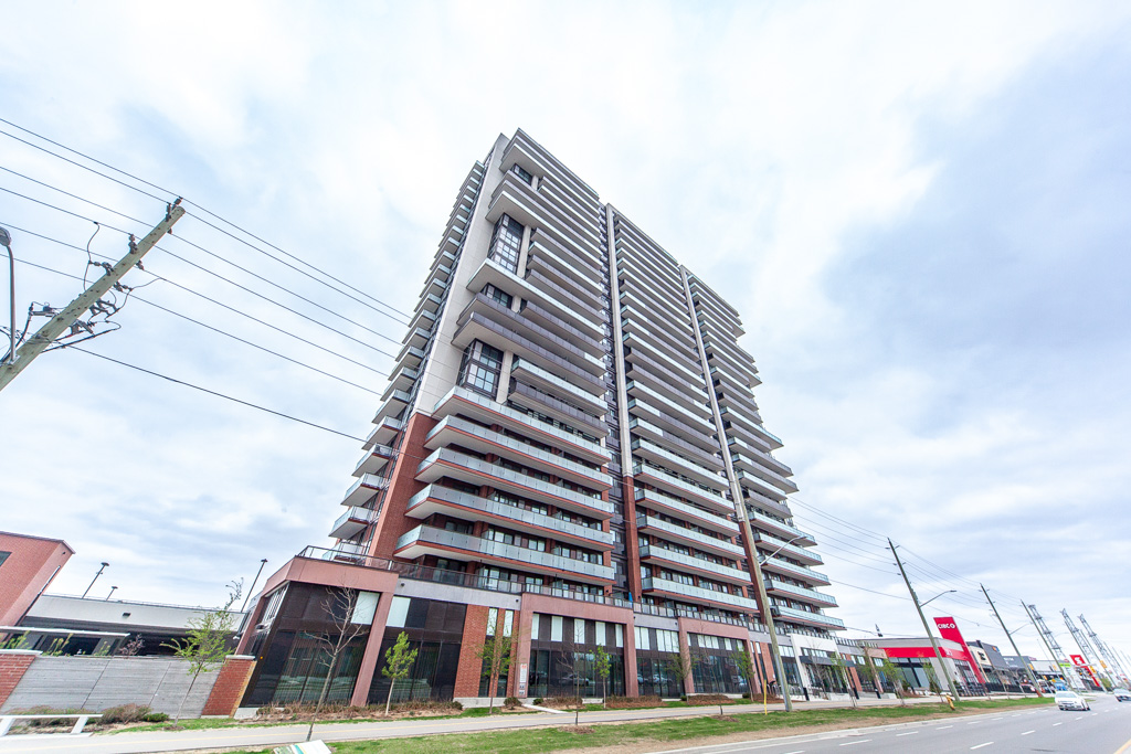 1819-2550-simcoe-st-n-oshawa-exteriors-3