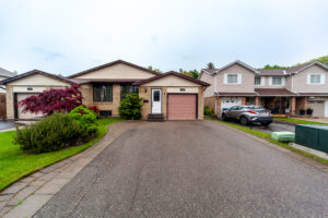 2819-bucklepost-cres-mississauga-2