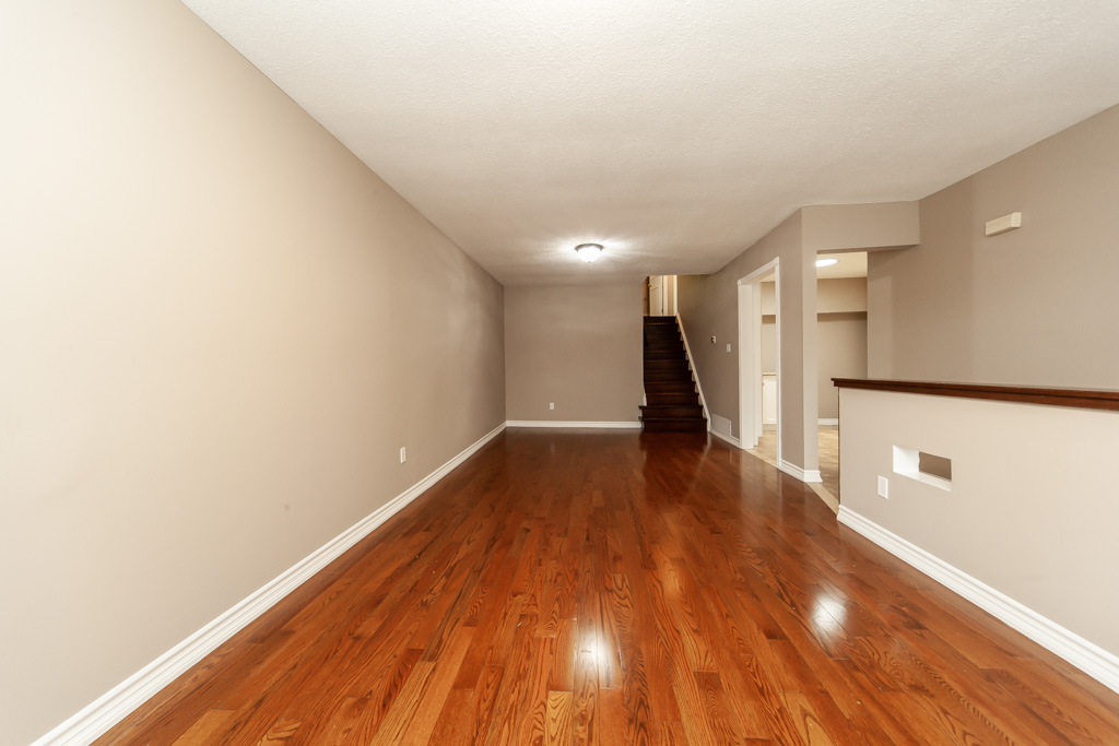 2819-bucklepost-cres-mississauga-7