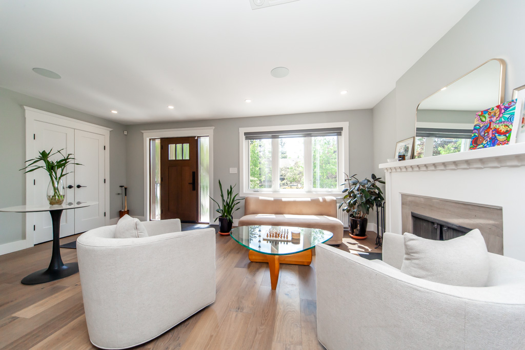 29-pinewood-trail-mississauga-12