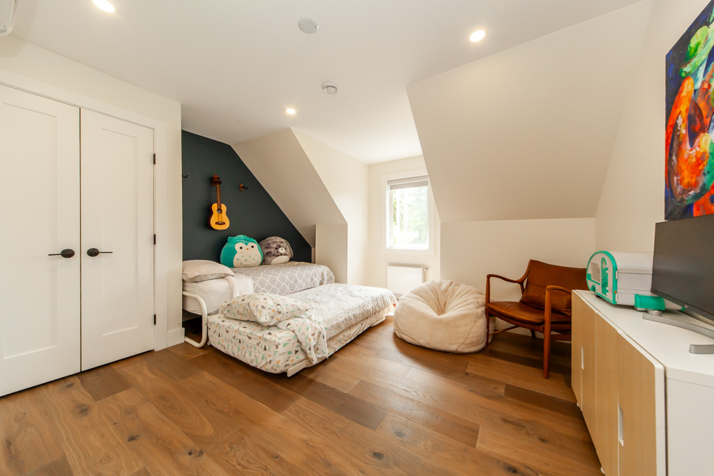 29-pinewood-trail-mississauga-37