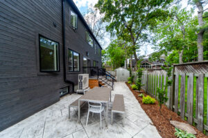 29-pinewood-trail-mississauga-60