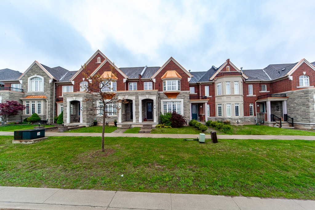 3077-neyagawa-blvd-oakville-2