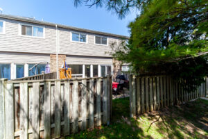 88-2050-upper-middle-rd-burlington-50